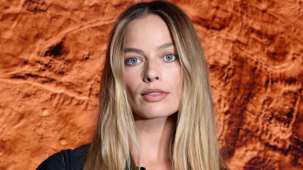 I’m Swooning Over Margot Robbie’s Long, Romantic Waves—See the Photos